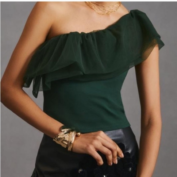 SUNDAY IN BROOKLYN One-Shoulder TOP Smocked Back Front Ruffle Green  medium EUC - Picture 1 of 13